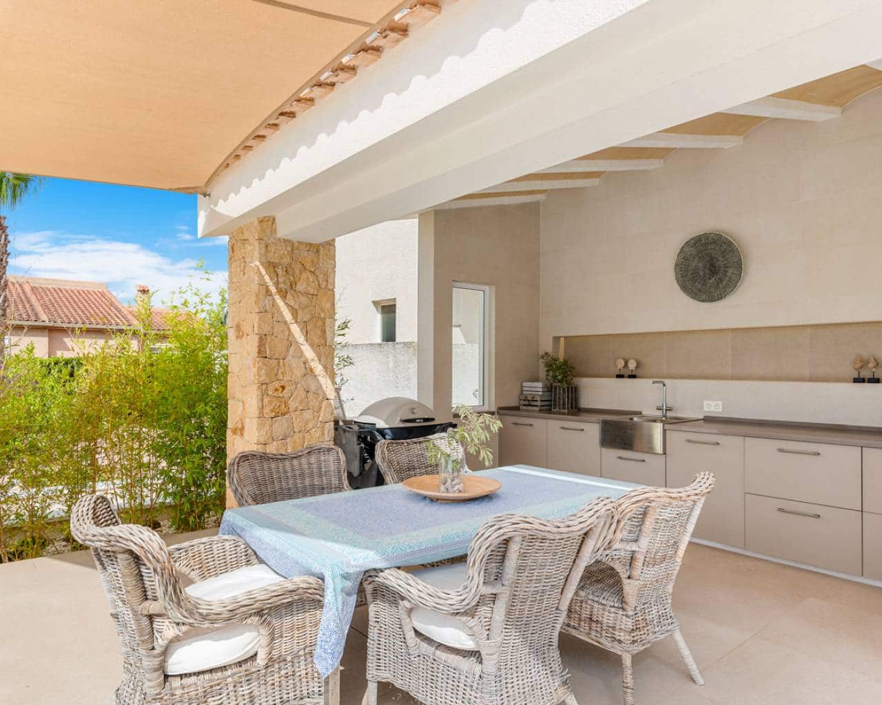 4 sovrum Villa till salu i Ciudad Quesada med pool garage - 1 499 999 € (Ref: 10016680)