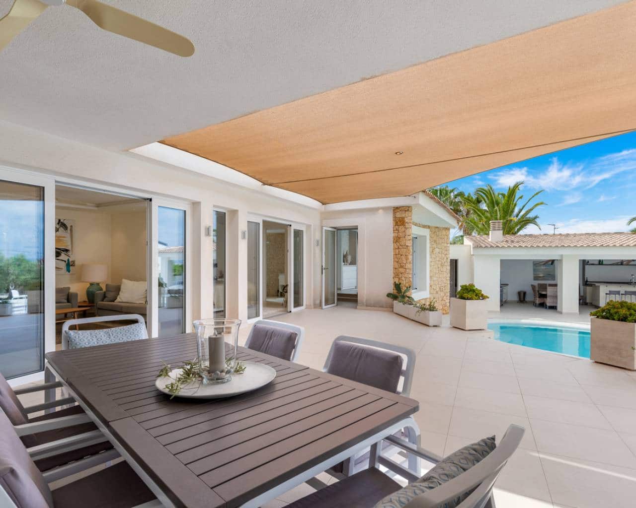 4 sovrum Villa till salu i Ciudad Quesada med pool garage - 1 499 999 € (Ref: 10016680)