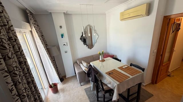 Apartamento de 2 habitaciones en Formentera del Segura en venta con piscina - 127.000 € (Ref: 10019373)