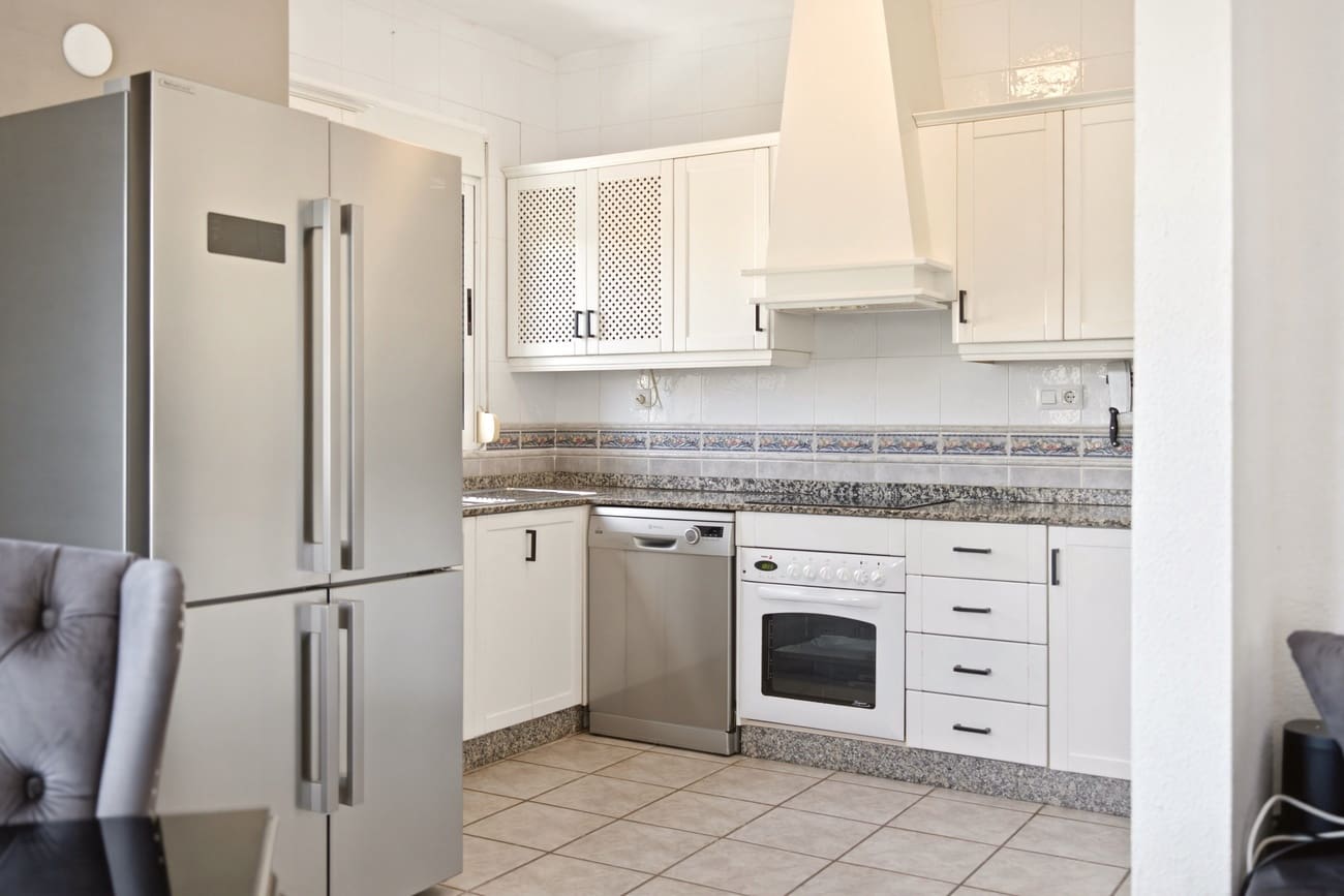 4 makuuhuone Huvila myytävänä paikassa Ciudad Quesada mukana uima-altaan - 480 000 € (Ref: 10019542)