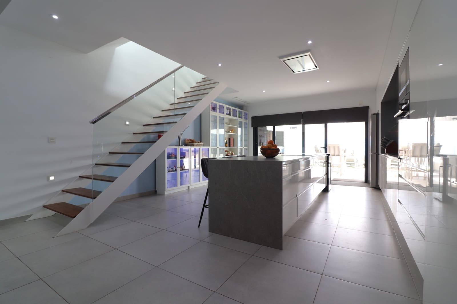 4 bedroom Villa for sale in Benijofar with pool garage - € 795,000 (Ref: 10021395)