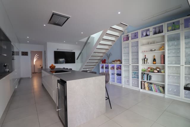 4 bedroom Villa for sale in Benijófar with pool garage - € 795,000 (Ref: 10021395)