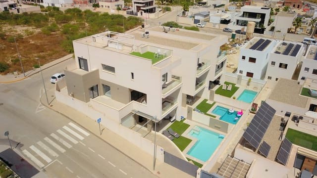 4 bedroom Villa for sale in Benijófar with pool garage - € 795,000 (Ref: 10021395)