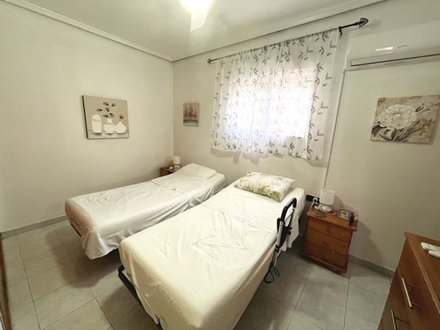 2 slaapkamer Bungalow te koop in Ciudad Quesada, Rojales met zwembad - € 165.000 (Ref: 10021518)