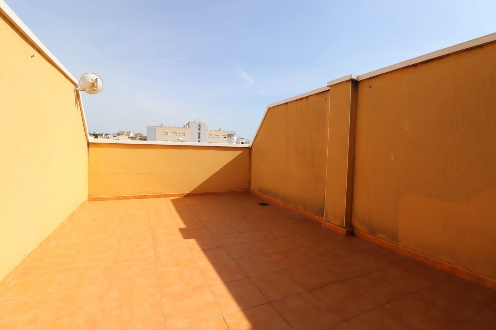 Casa de 2 habitaciones en Benijófar en venta con piscina - 189.950 € (Ref: 10022958)