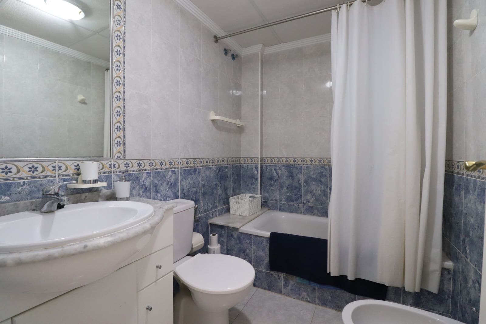Casa de 2 habitaciones en Benijófar en venta con piscina - 189.950 € (Ref: 10022958)