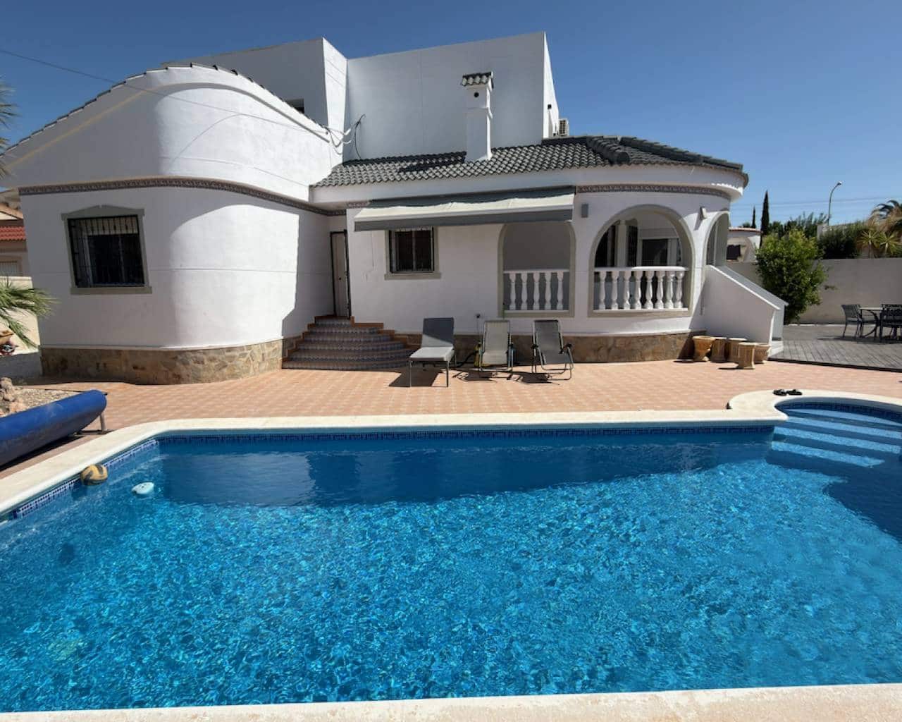 4 bedroom Villa for sale in Ciudad Quesada with pool - € 650,000 (Ref: 10024608)