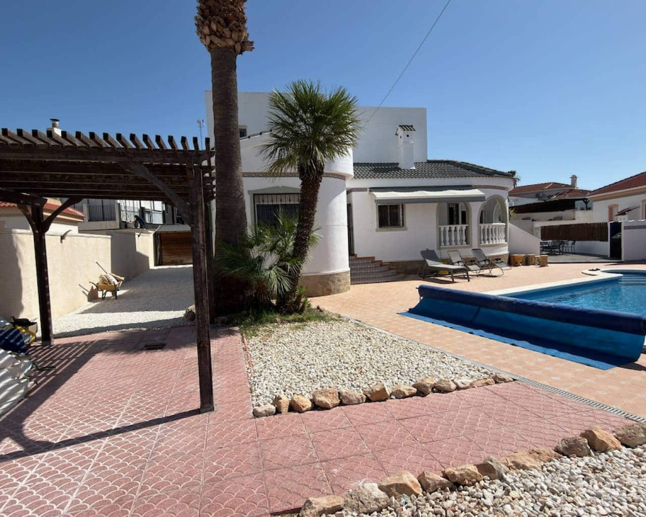4 bedroom Villa for sale in Ciudad Quesada with pool - € 650,000 (Ref: 10024608)