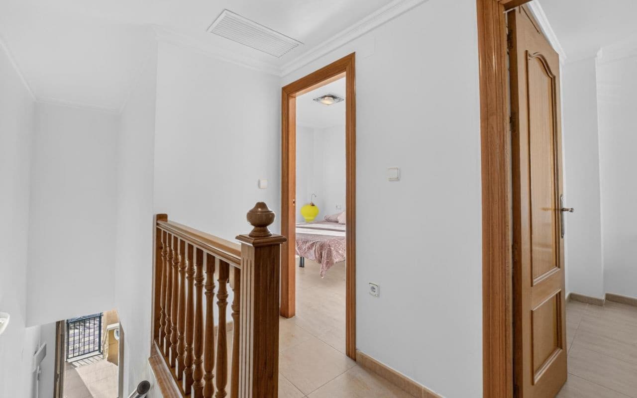 3 sypialnia Dom na sprzedaż w Punta Prima z basenem - 339 000 € (Ref: 10024833)