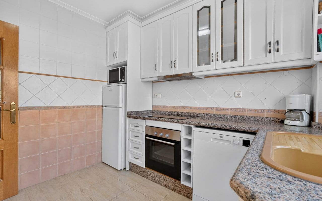 3 sypialnia Dom na sprzedaż w Punta Prima z basenem - 339 000 € (Ref: 10024833)