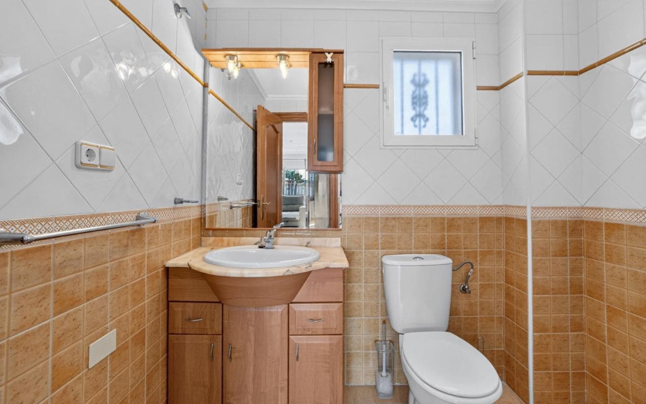 3 sypialnia Dom na sprzedaż w Punta Prima z basenem - 339 000 € (Ref: 10024833)