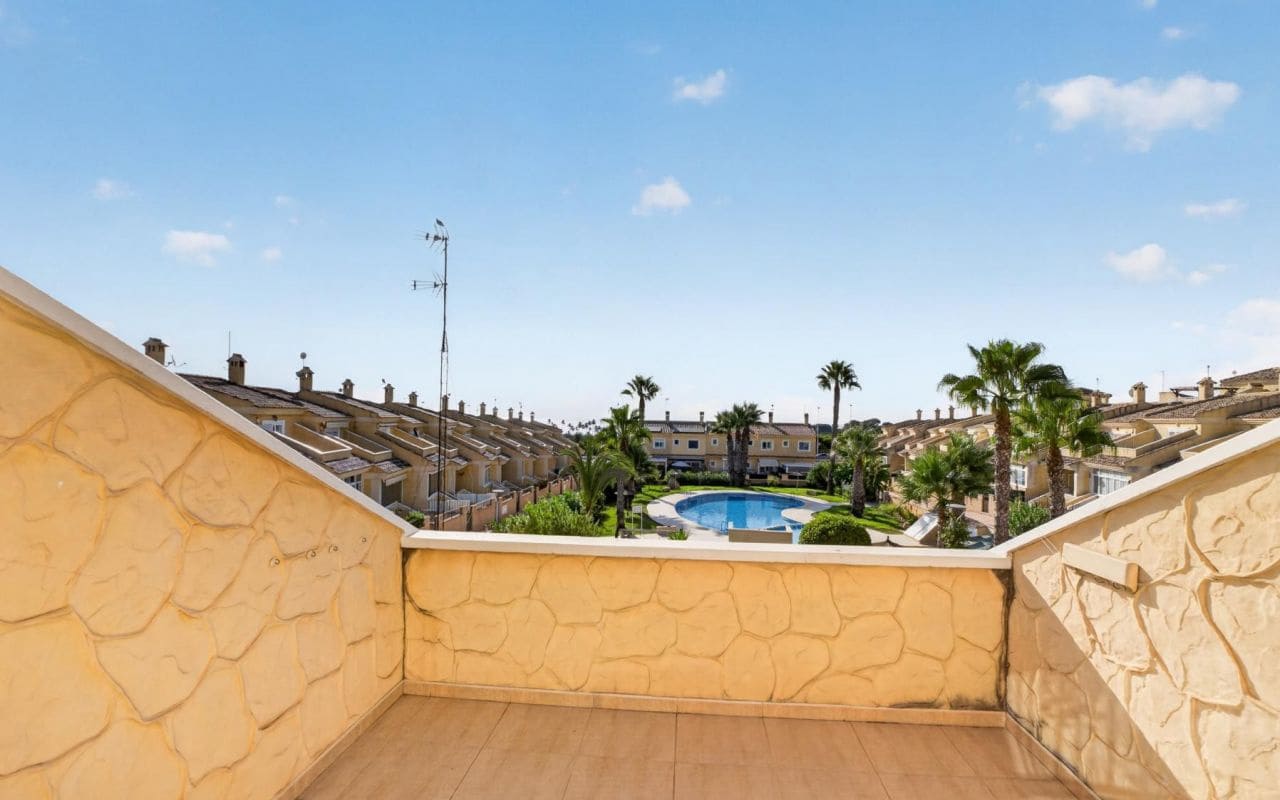 3 sypialnia Dom na sprzedaż w Punta Prima z basenem - 339 000 € (Ref: 10024833)