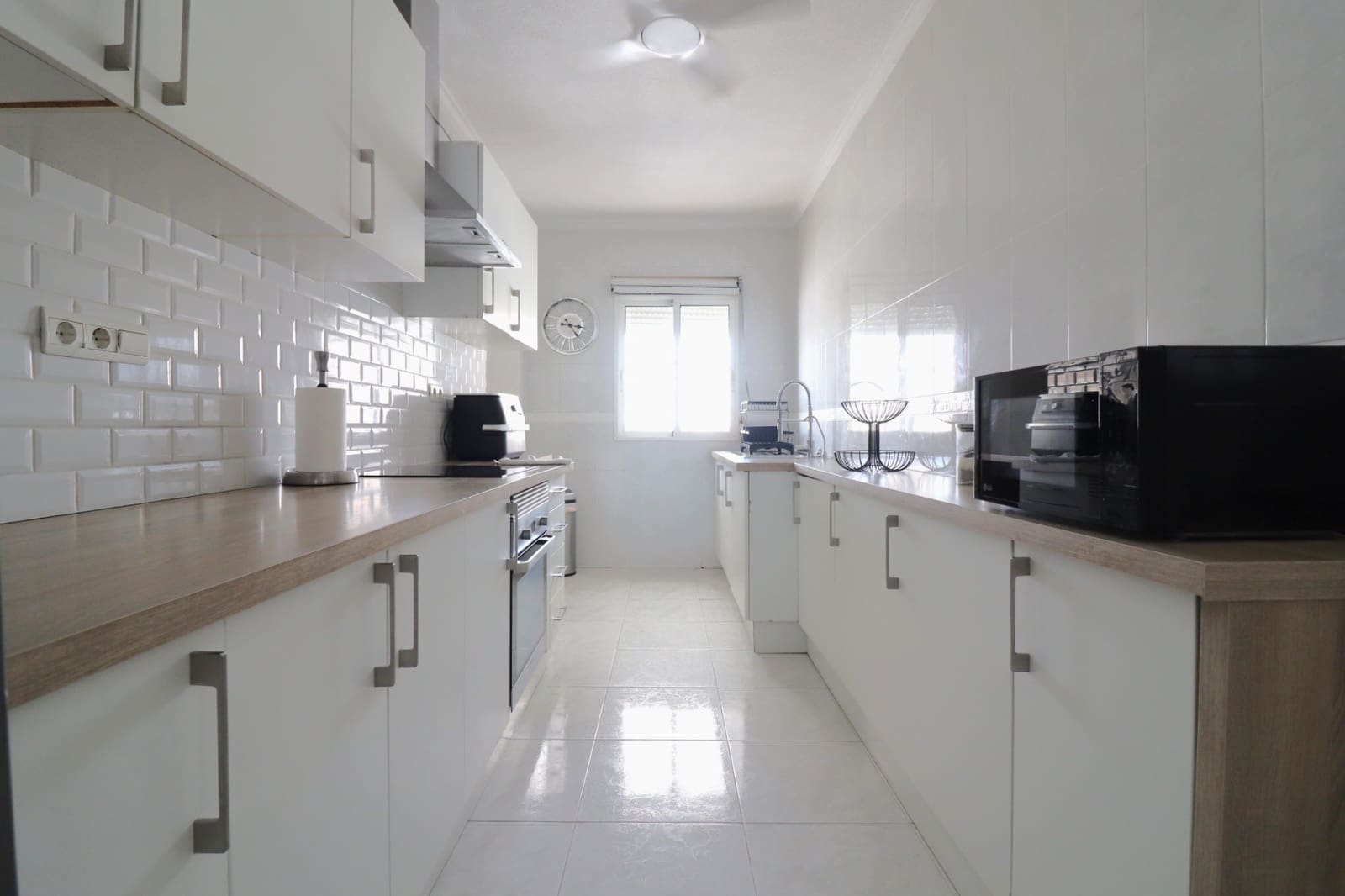 Chalet de 4 habitaciones en Benimar en venta con piscina - 390.000 € (Ref: 10026003)