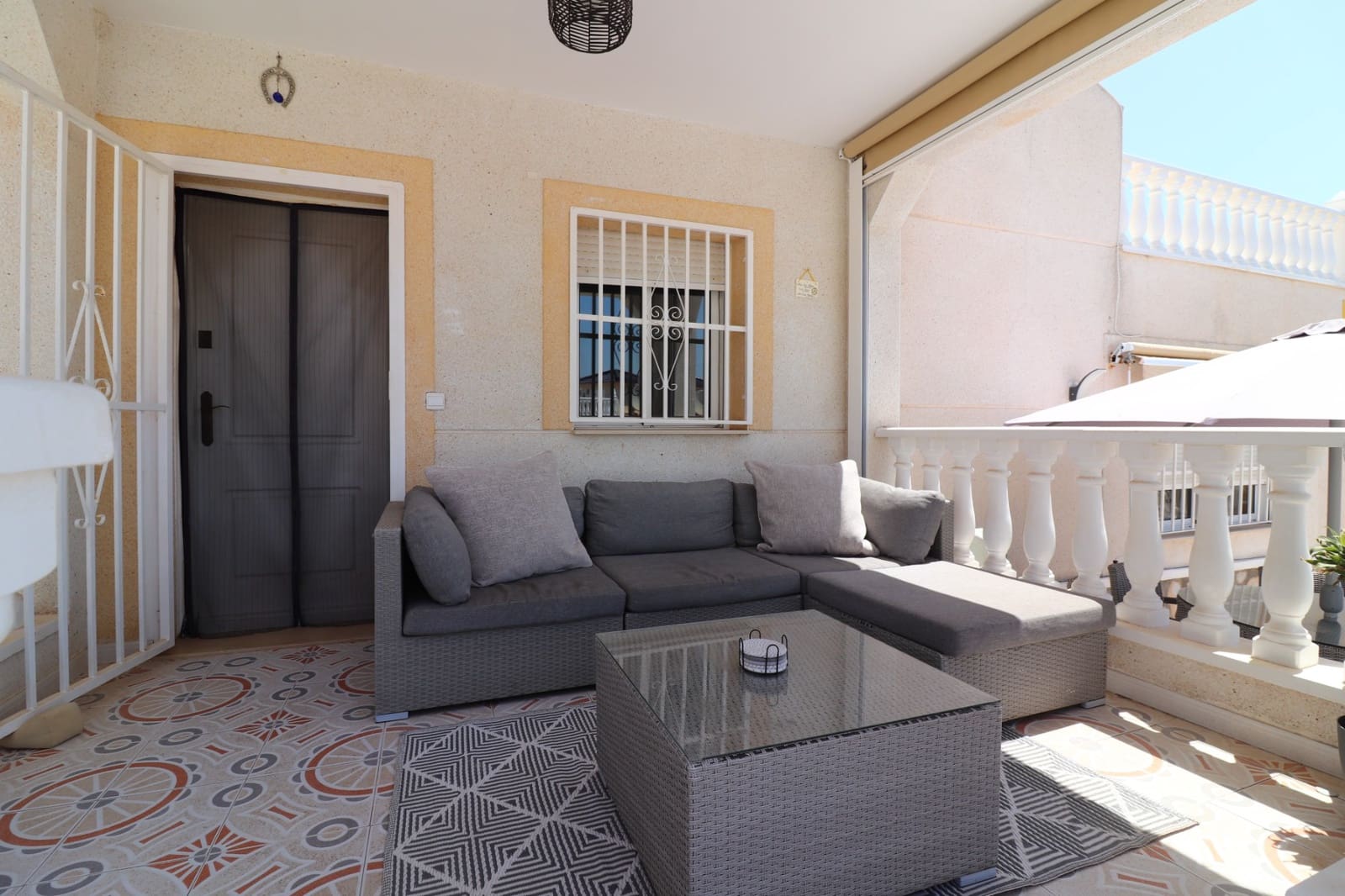 Chalet de 4 habitaciones en Benimar en venta con piscina - 390.000 € (Ref: 10026003)