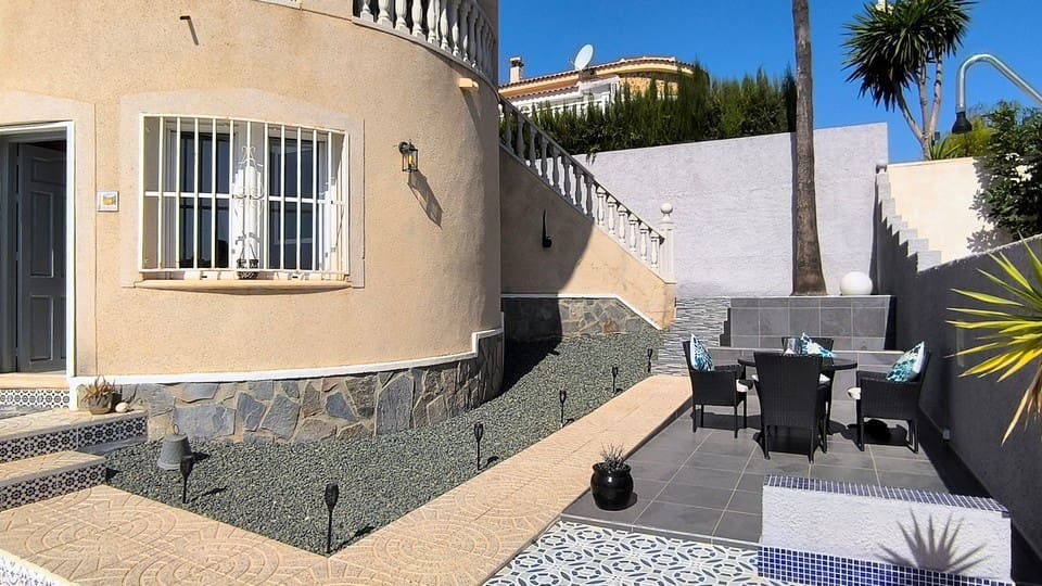 4 sovrum Villa till salu i Ciudad Quesada med pool garage - 430 000 € (Ref: 10026508)