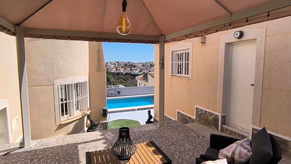 4 sovrum Villa till salu i Ciudad Quesada med pool garage - 430 000 € (Ref: 10026508)