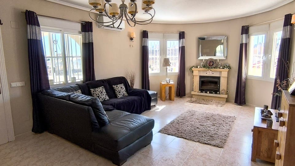 4 sovrum Villa till salu i Ciudad Quesada med pool garage - 430 000 € (Ref: 10026508)
