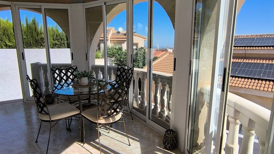 4 sovrum Villa till salu i Ciudad Quesada med pool garage - 430 000 € (Ref: 10026508)