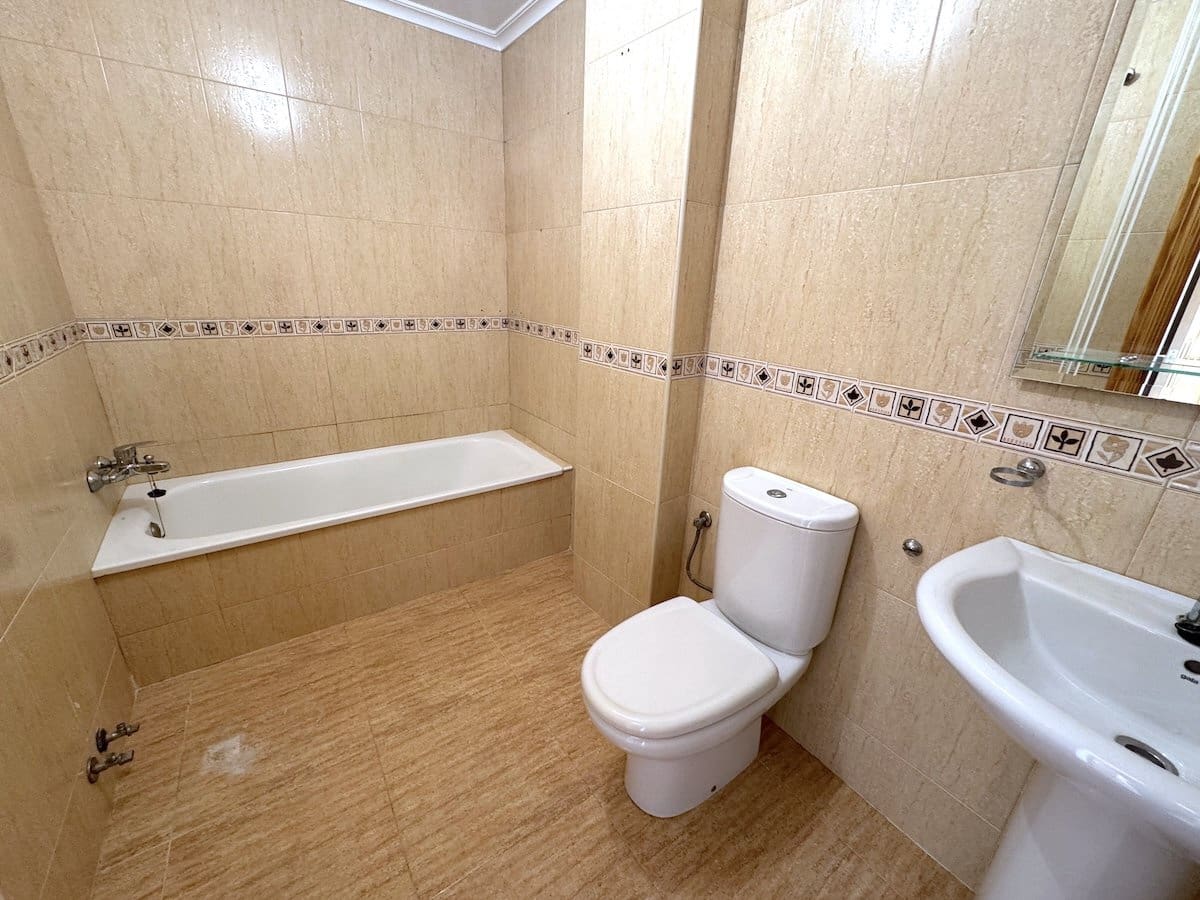 2 slaapkamer Appartement te koop in Formentera del Segura met zwembad - € 129.000 (Ref: 10029534)