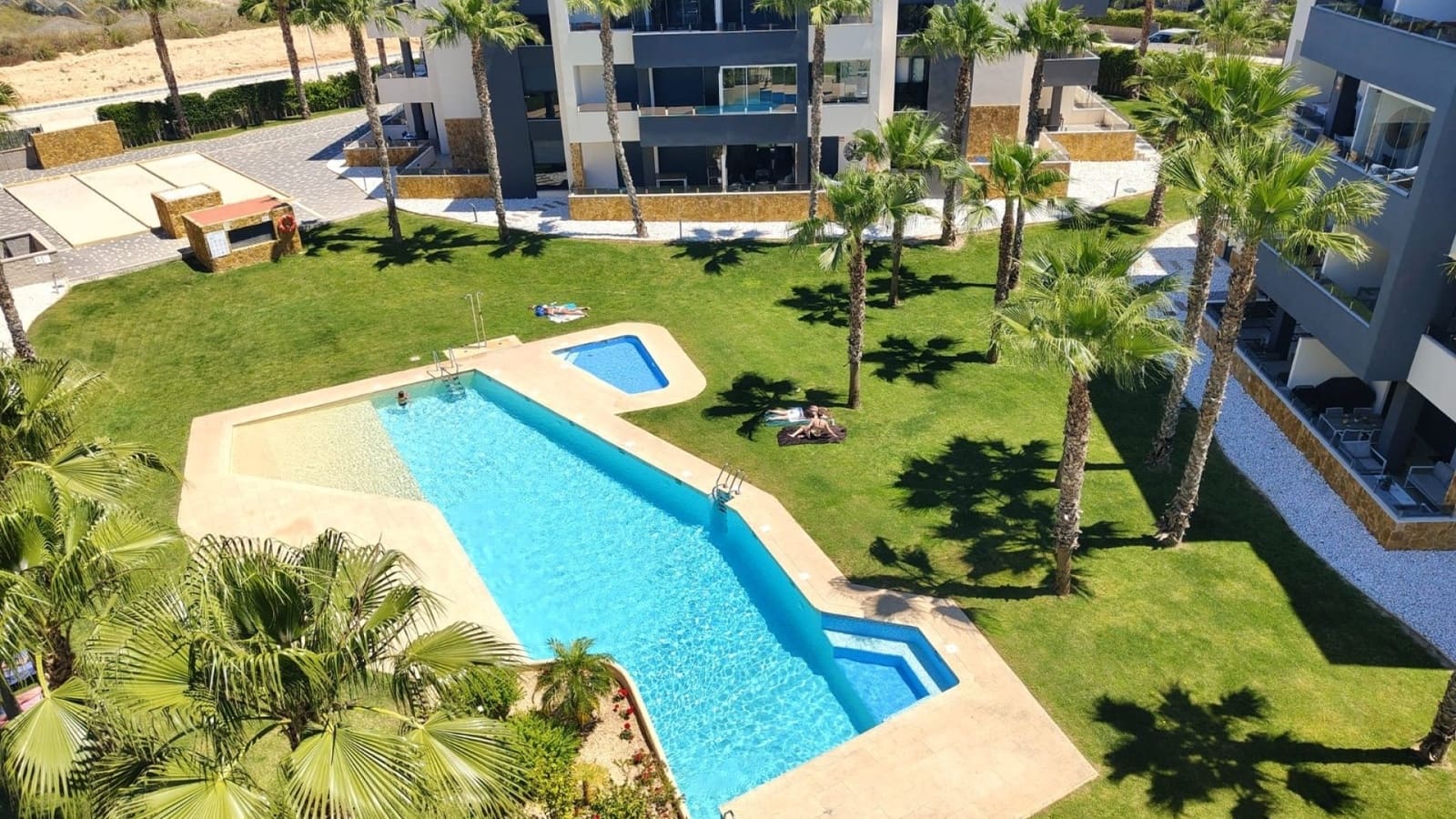 3 bedroom Apartment for sale in Orihuela Costa with pool - € 285,000 (Ref: 10029609)