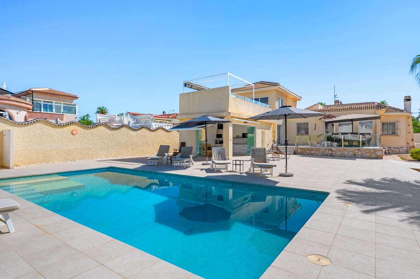 3 Zimmer Villa zu verkaufen in Ciudad Quesada mit Pool - 575.000 € (Ref: 10032410)