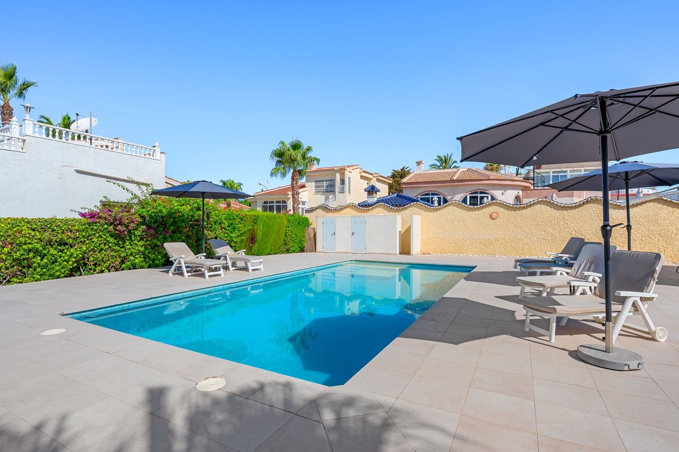 3 Zimmer Villa zu verkaufen in Ciudad Quesada mit Pool - 575.000 € (Ref: 10032410)