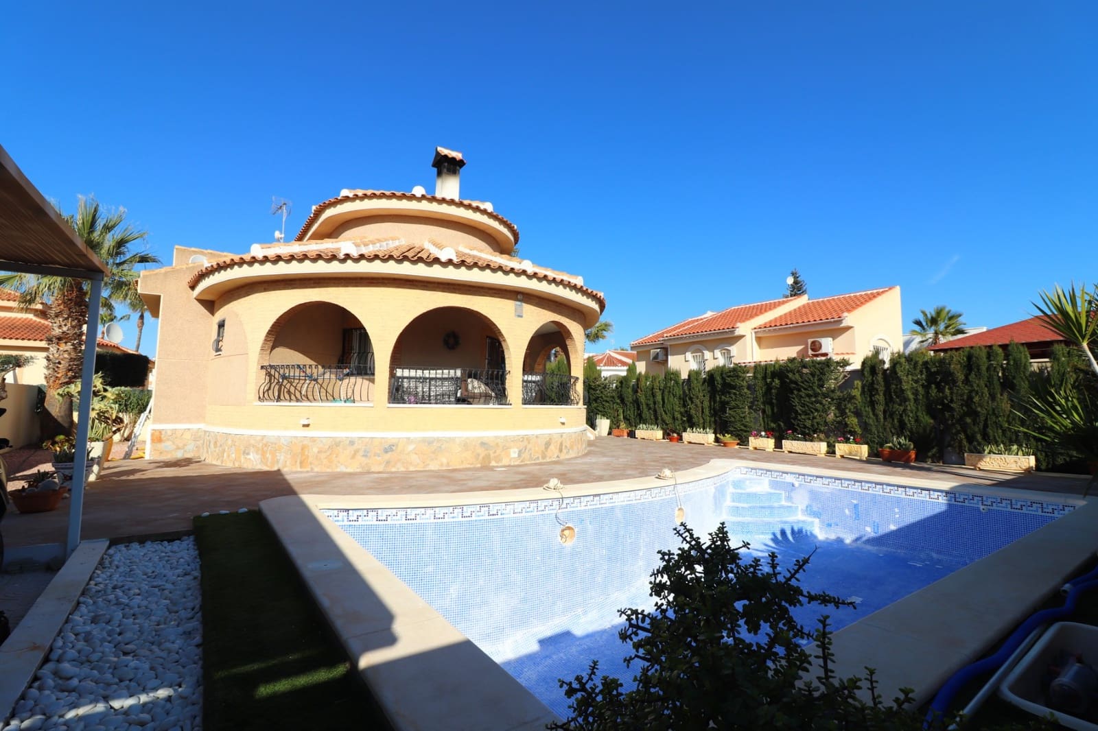 3 chambre Villa/Maison à vendre à Benijofar avec piscine - 350 000 € (Ref: 10033098)