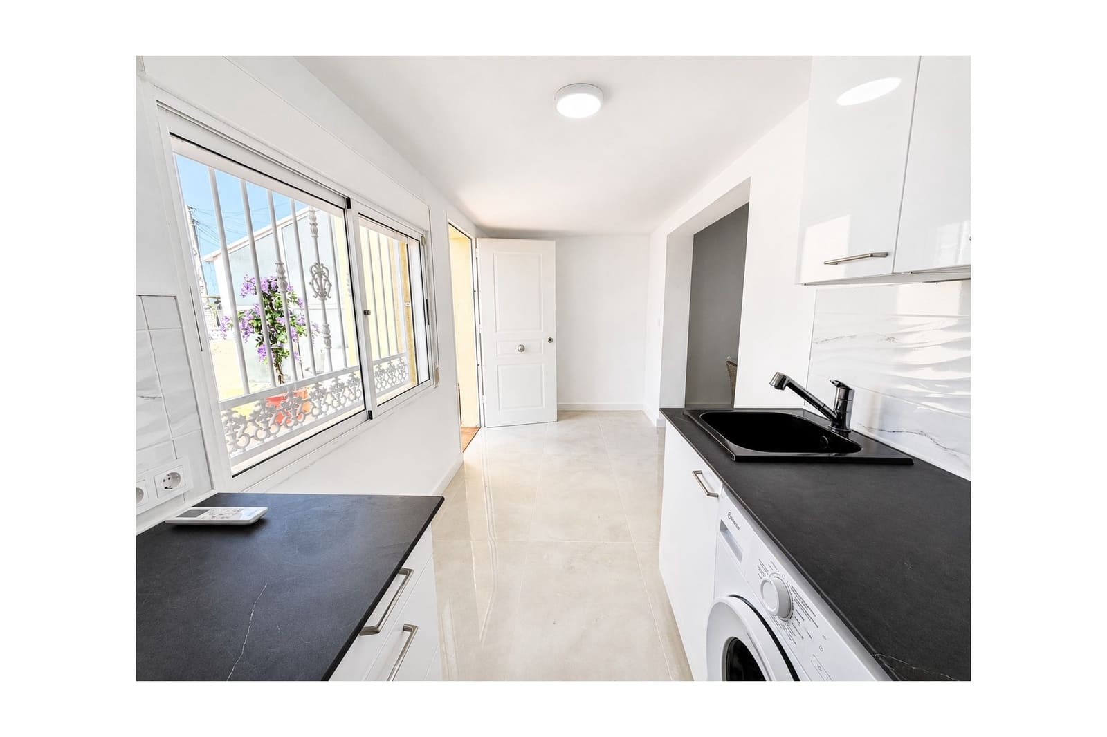 2 bedroom Bungalow for sale in Torrevieja - € 139,995 (Ref: 10034241)