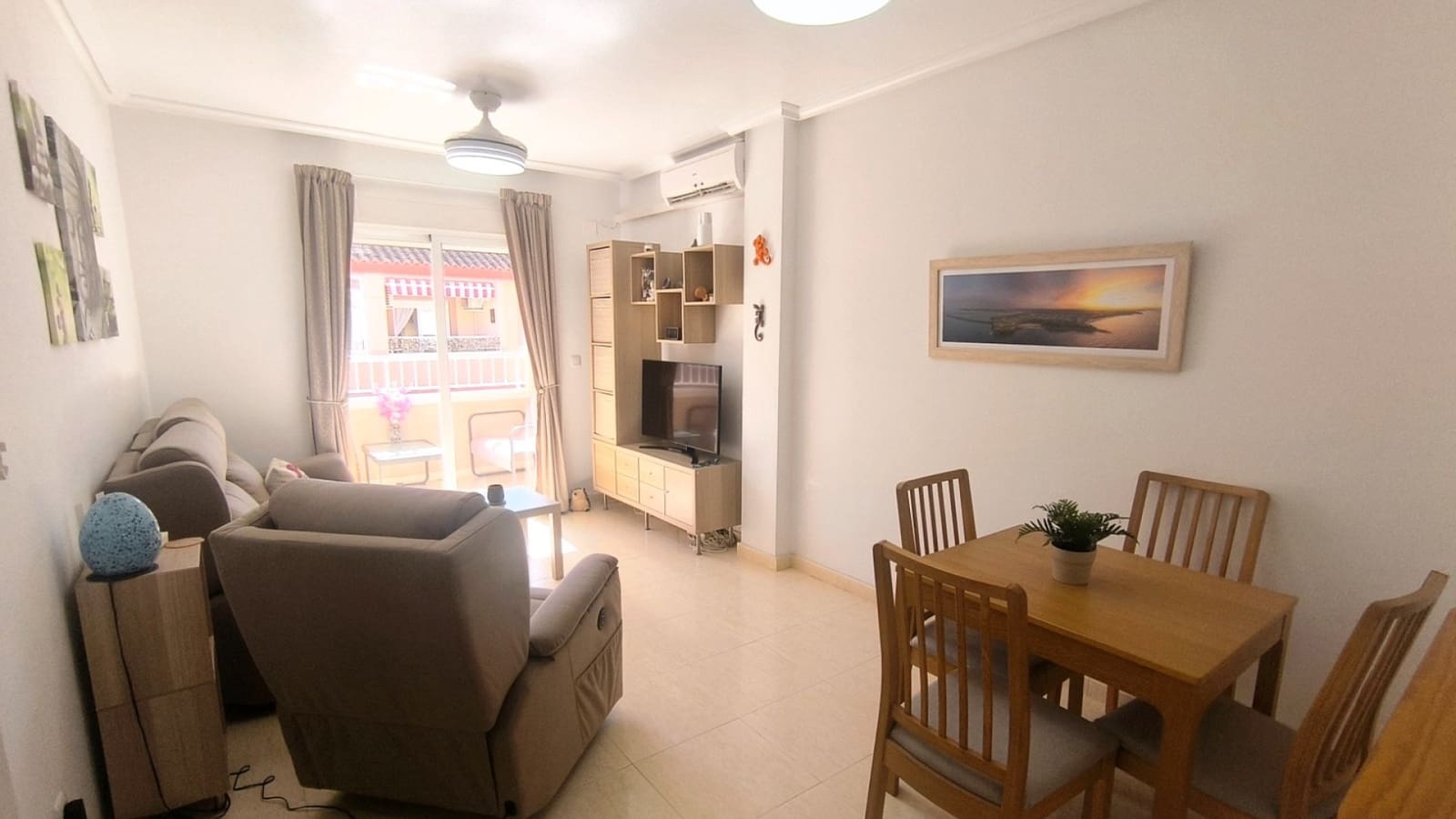 2 soveværelse Lejlighed til salg i Algorfa med swimmingpool - € 125.000 (Ref: 10035809)