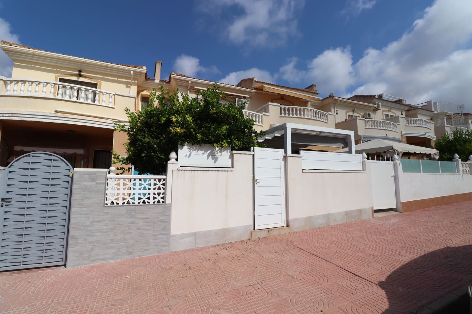 2 slaapkamer Huis te koop in Benijofar met zwembad - € 205.000 (Ref: 10039171)
