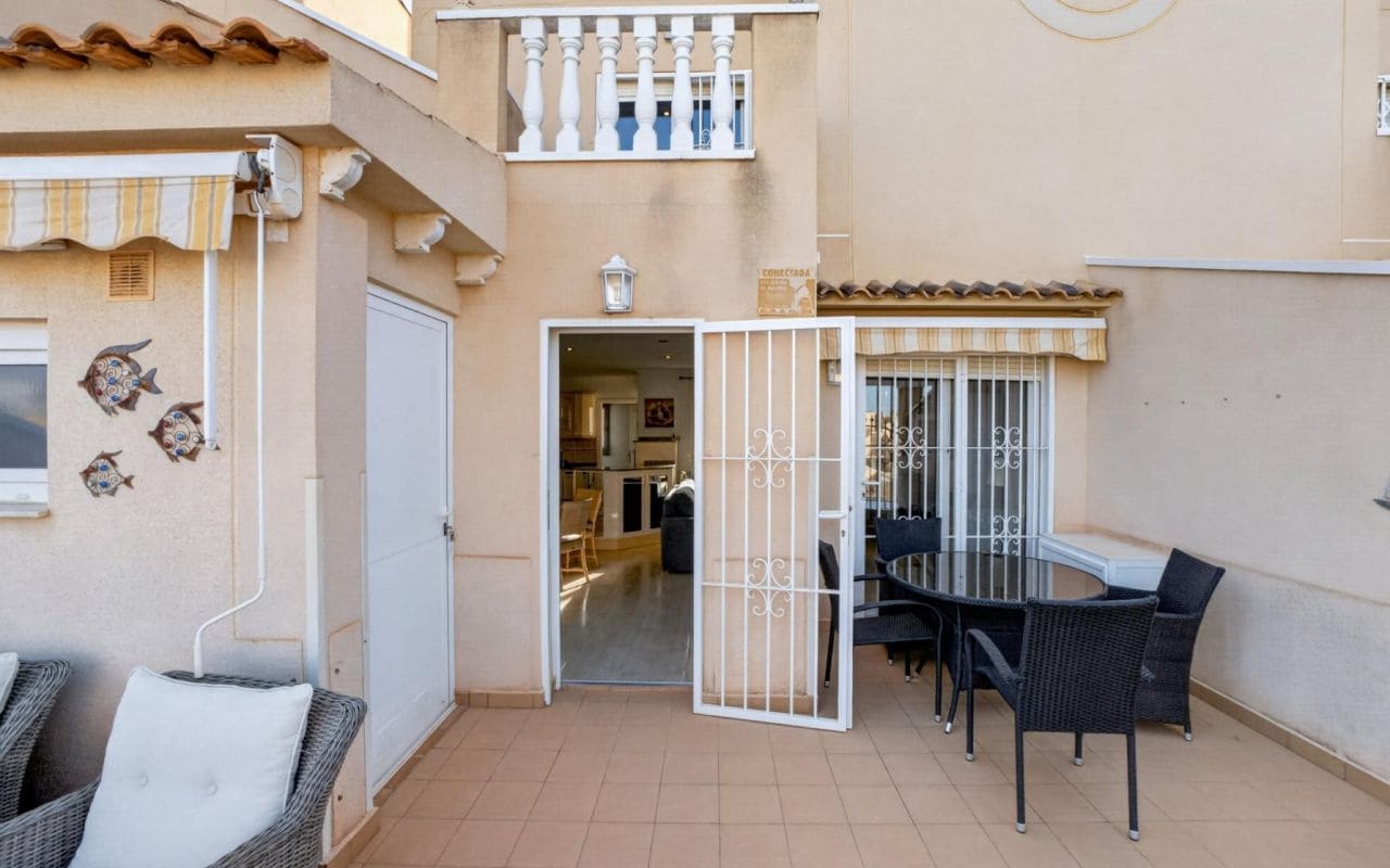 2 Zimmer Apartment zu verkaufen in Orihuela Costa mit Pool - 199.000 € (Ref: 10041537)