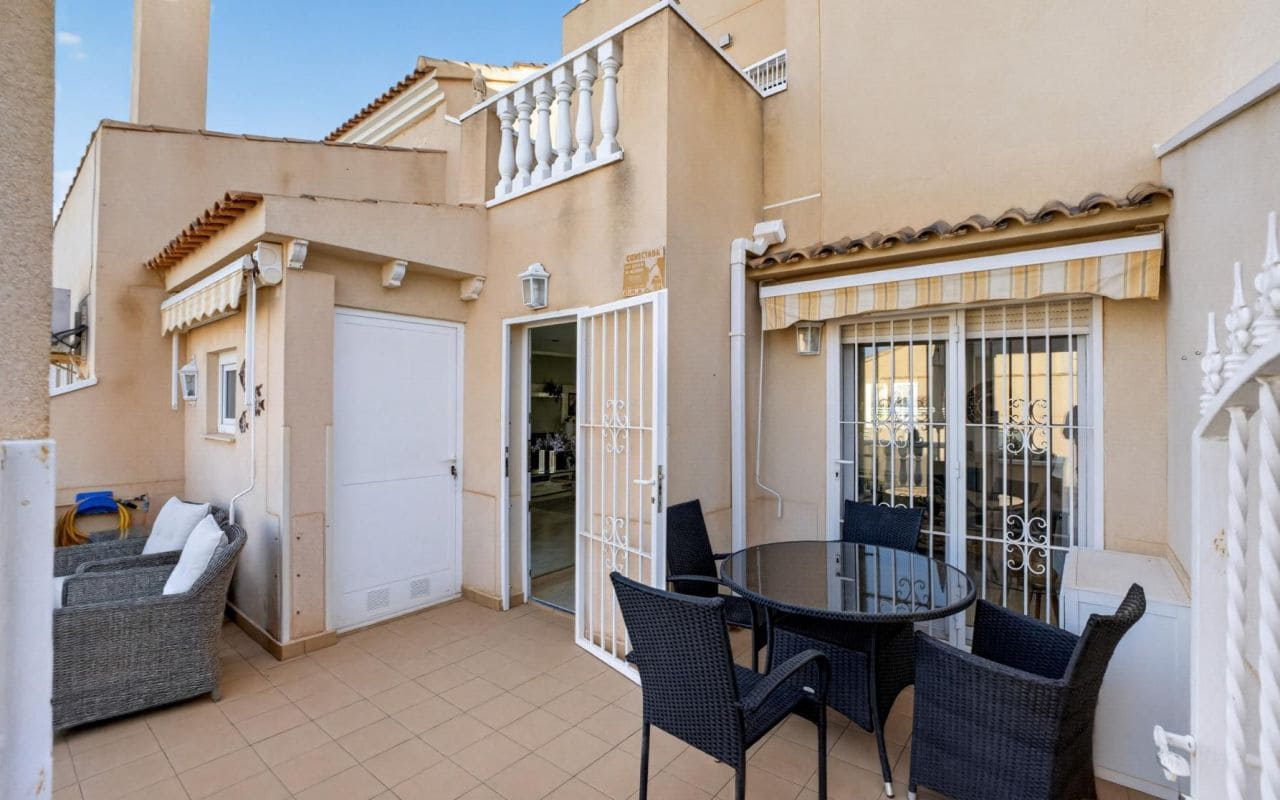 2 Zimmer Apartment zu verkaufen in Orihuela Costa mit Pool - 199.000 € (Ref: 10041537)