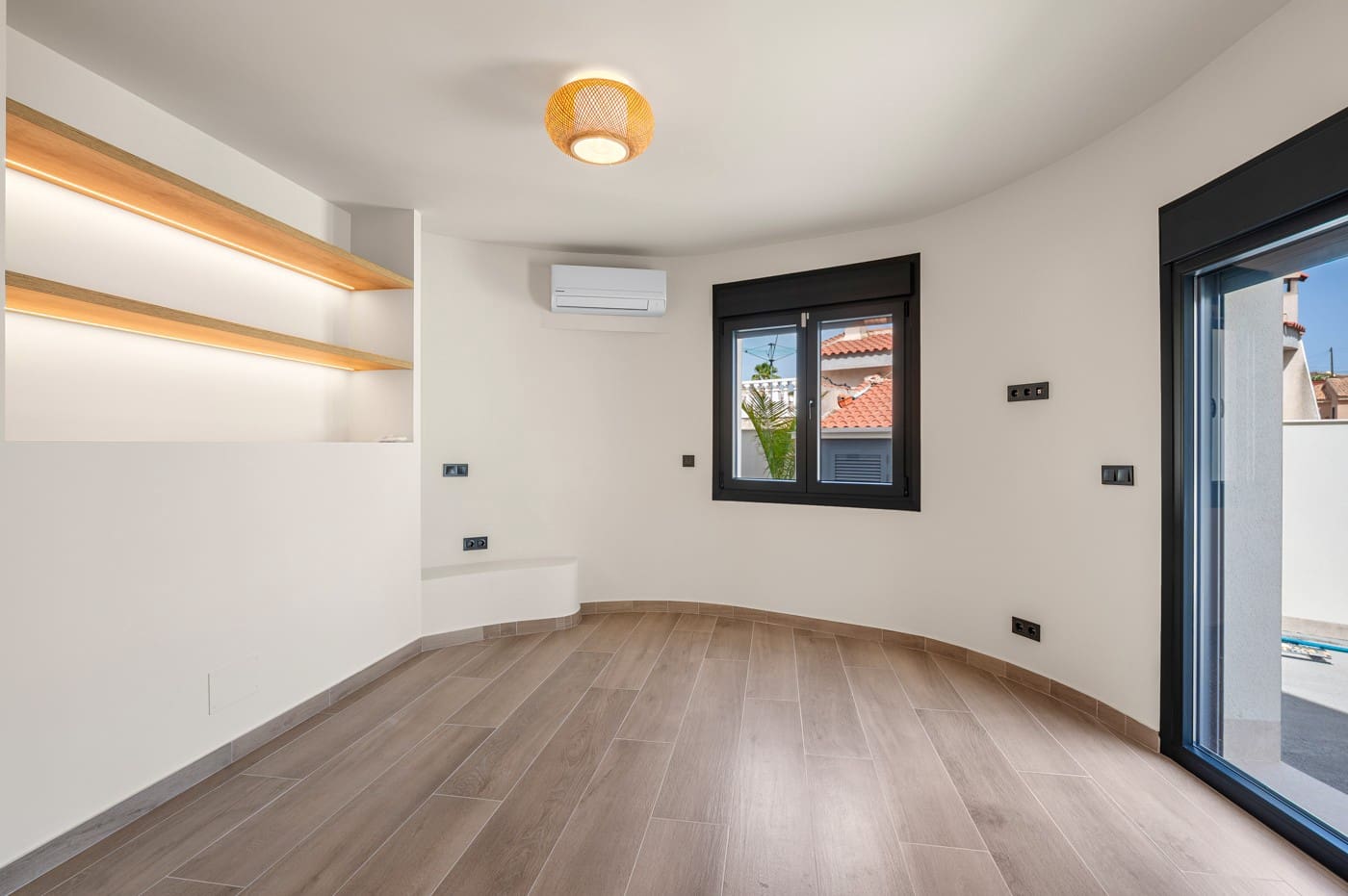 5 quarto Moradia para venda em Ciudad Quesada com piscina - 1 399 000 € (Ref: 10045773)