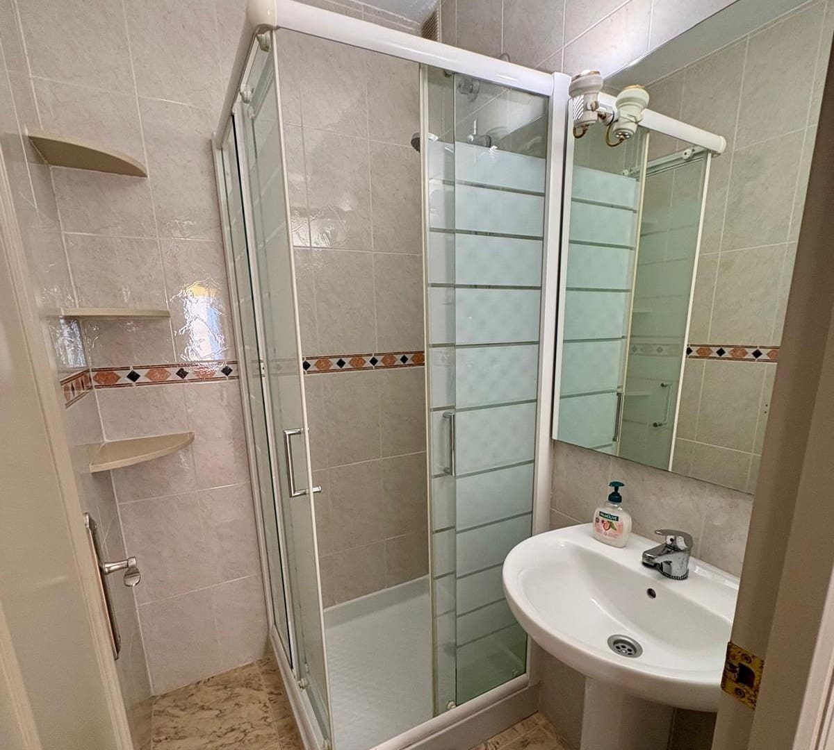 4 bedroom Semi-detached Villa for sale in Benimar with pool - € 279,000 (Ref: 10048067)