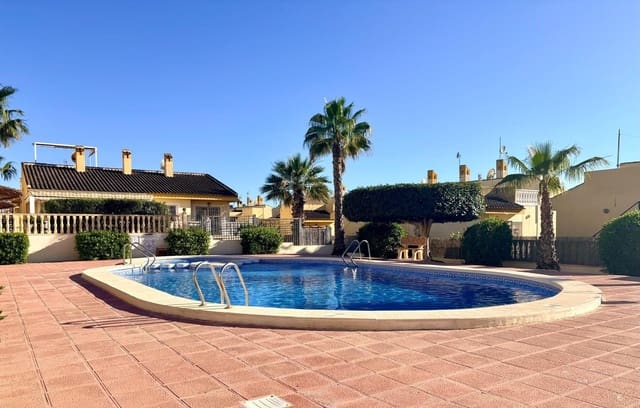 4 bedroom Semi-detached Villa for sale in Benimar, Benijófar with pool - € 279,000 (Ref: 10048067)