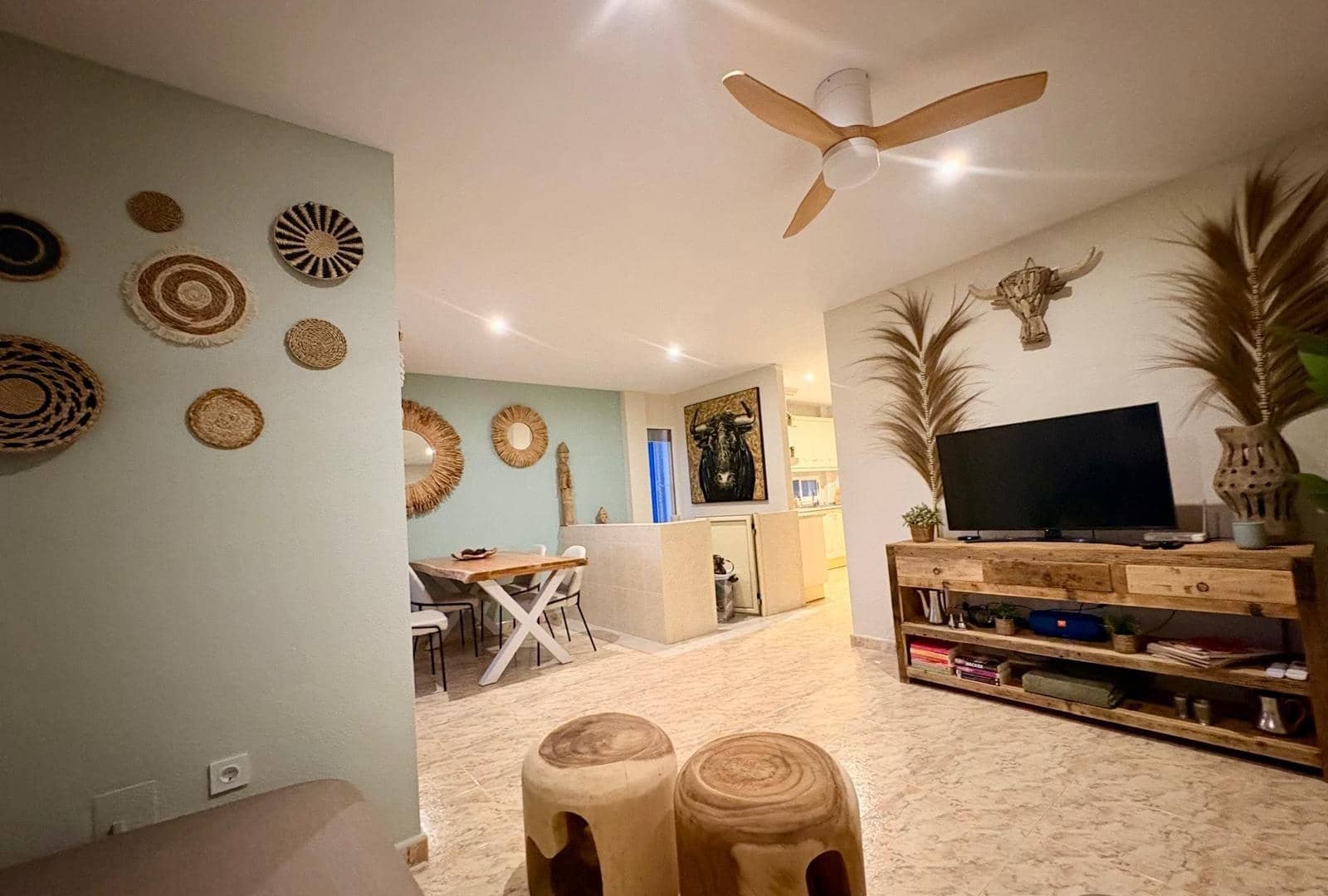 4 bedroom Semi-detached Villa for sale in Benimar with pool - € 279,000 (Ref: 10048067)