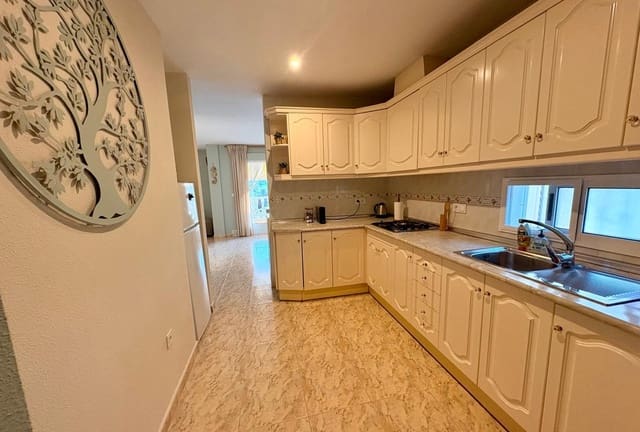 4 bedroom Semi-detached Villa for sale in Benimar, Benijófar with pool - € 279,000 (Ref: 10048067)