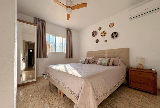 4 bedroom Semi-detached Villa for sale in Benimar, Benijófar with pool - € 279,000 (Ref: 10048067)