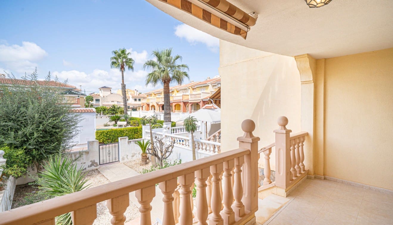 3 quarto Casa em Banda para venda em Ciudad Quesada com piscina - 229 000 € (Ref: 10048237)