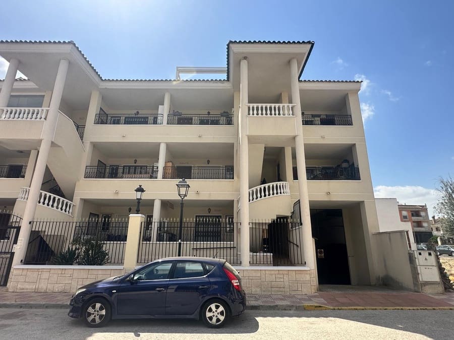 2 Zimmer Apartment zu verkaufen in Jacarilla mit Pool - 125.000 € (Ref: 10050363)