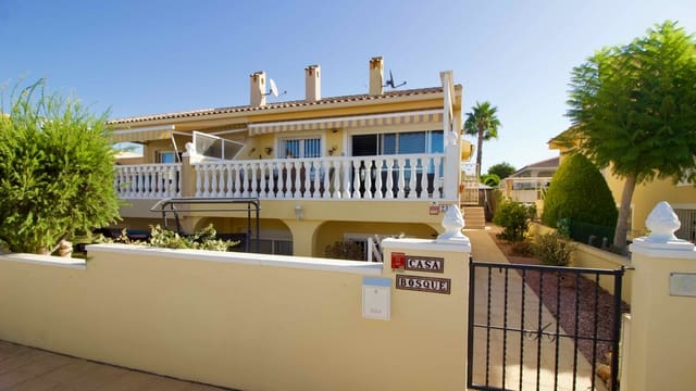 Chalet de 3 habitaciones en Benimar, Benijófar en venta con piscina - 295.000 € (Ref: 10055742)