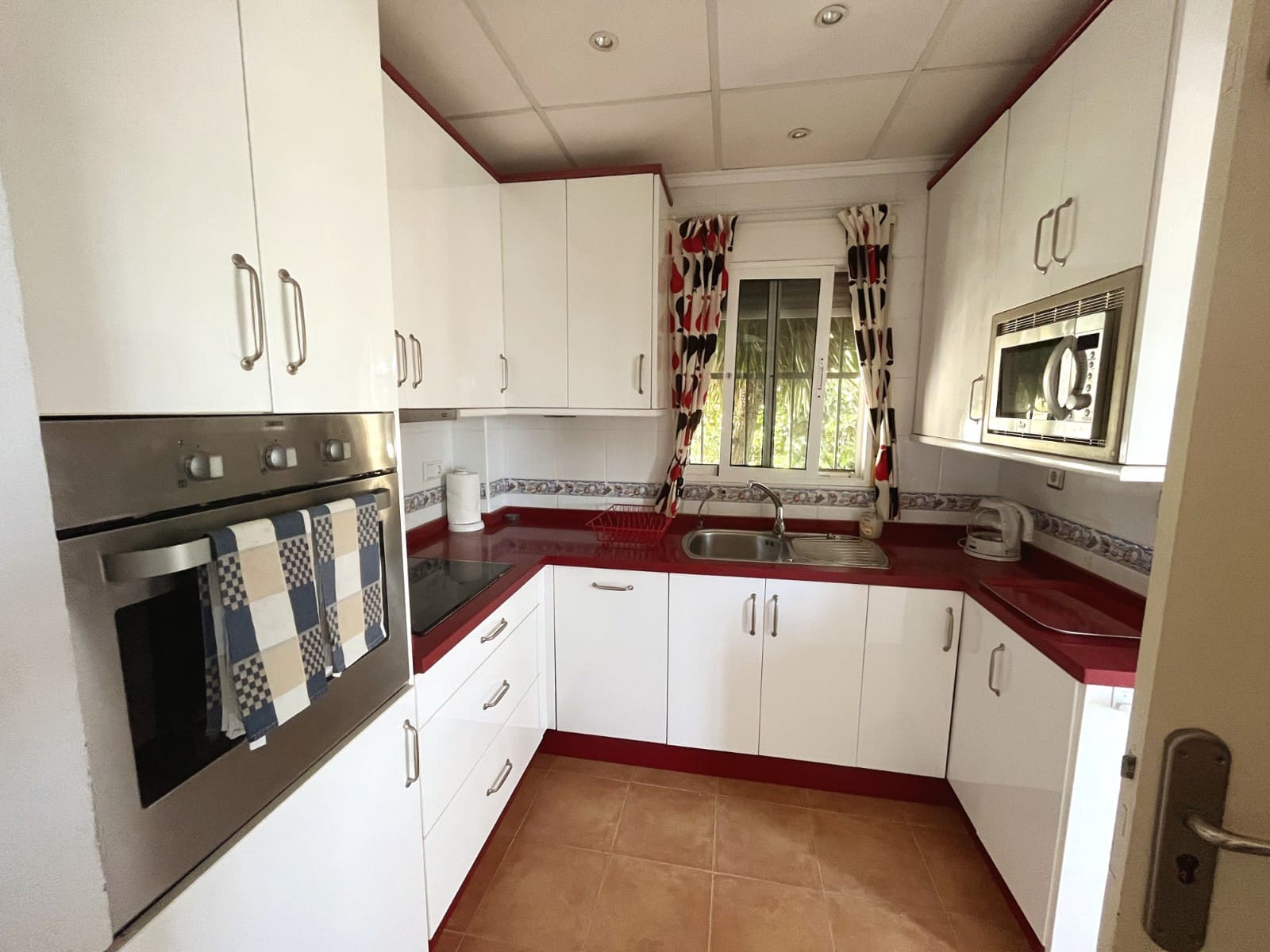 3 bedroom Villa for sale in Algorfa with pool - € 255,000 (Ref: 10060657)