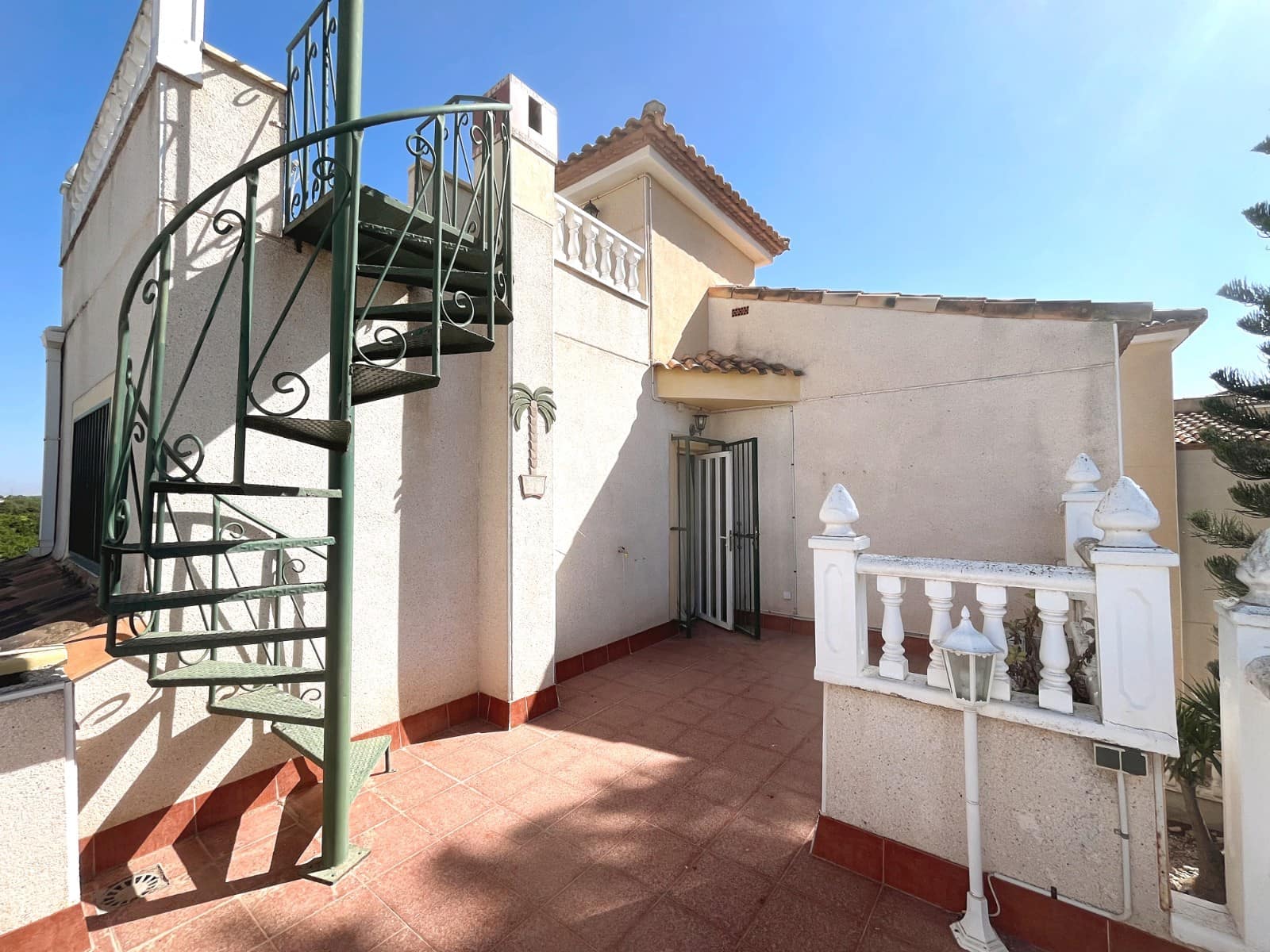 3 bedroom Villa for sale in Algorfa with pool - € 255,000 (Ref: 10060657)