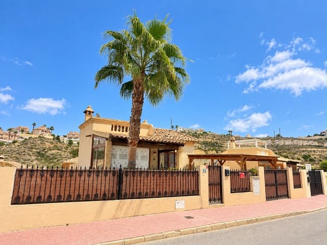 3 soverom Villa til salgs i Ciudad Quesada, Rojales med svømmebasseng garasje - € 315 000 (Ref: 10086582)