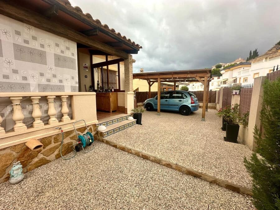 3 soverom Villa til salgs i Ciudad Quesada med svømmebasseng garasje - € 315 000 (Ref: 10086582)