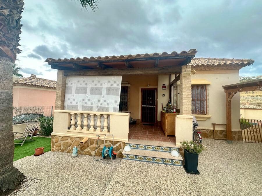 3 soverom Villa til salgs i Ciudad Quesada med svømmebasseng garasje - € 315 000 (Ref: 10086582)