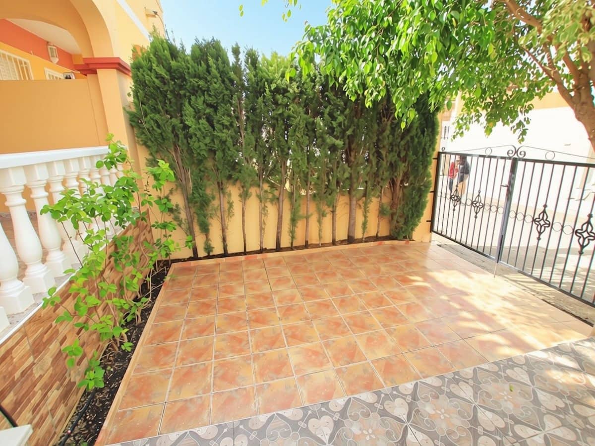 2 sovrum Hus till salu i Villamartin med pool garage - 199 000 € (Ref: 10094746)