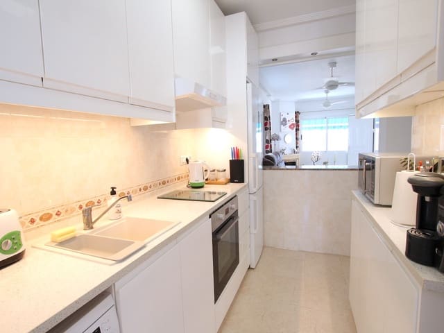 5 soveværelse Villa til salg i Villamartin, Orihuela med swimmingpool garage - € 269.000 (Ref: 10095529)