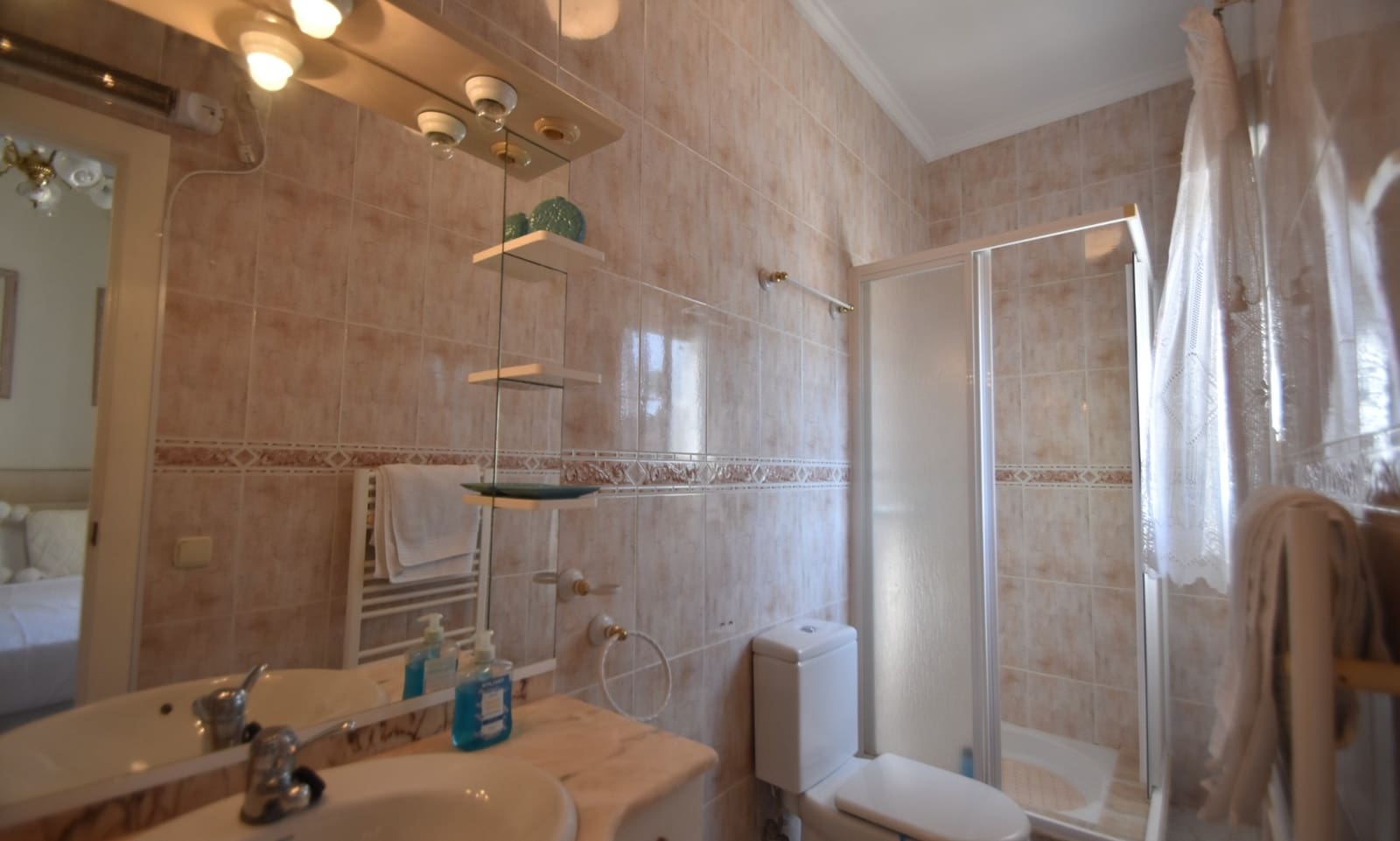 Chalet de 4 habitaciones en Ciudad Quesada en venta con piscina garaje - 575.000 € (Ref: 10100745)