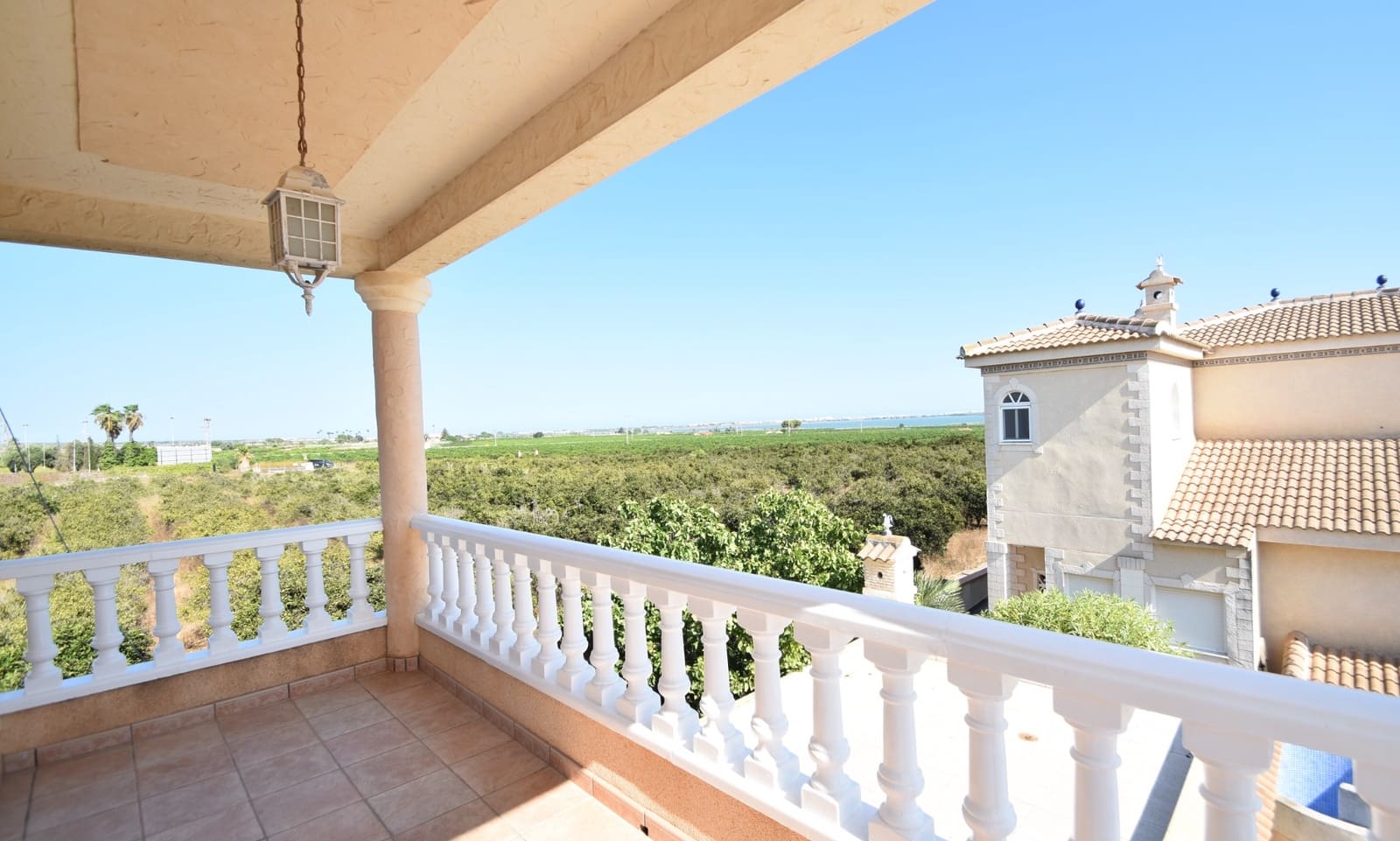 Chalet de 4 habitaciones en Ciudad Quesada en venta con piscina garaje - 575.000 € (Ref: 10100745)